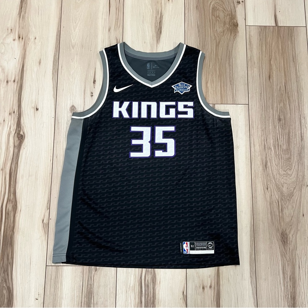 Sacramento Kings Jersey #35 Size 52 (XL)